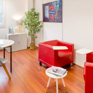 Bureau privé 14 m² 2 postes Location bureau Rue du Rocher de Lorzier Moirans 38430 - photo 3